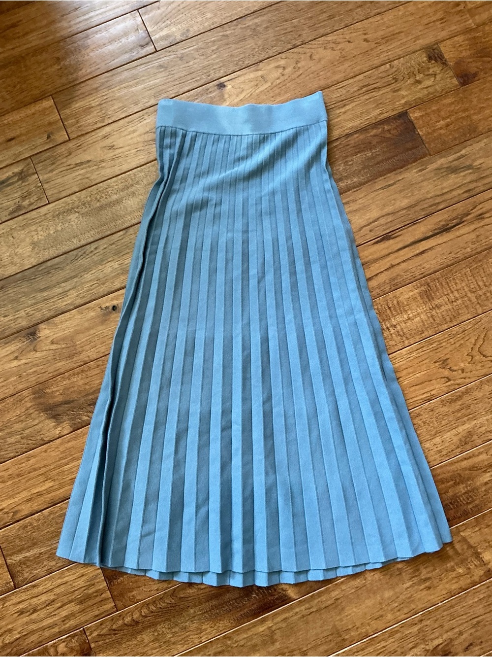 Le Maille Sezane Blue Knit Pleated Midi Skirt, Small - Picture 3 of 8